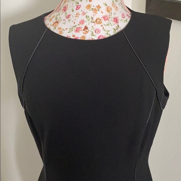 Back to Black - Picture 4 of 4